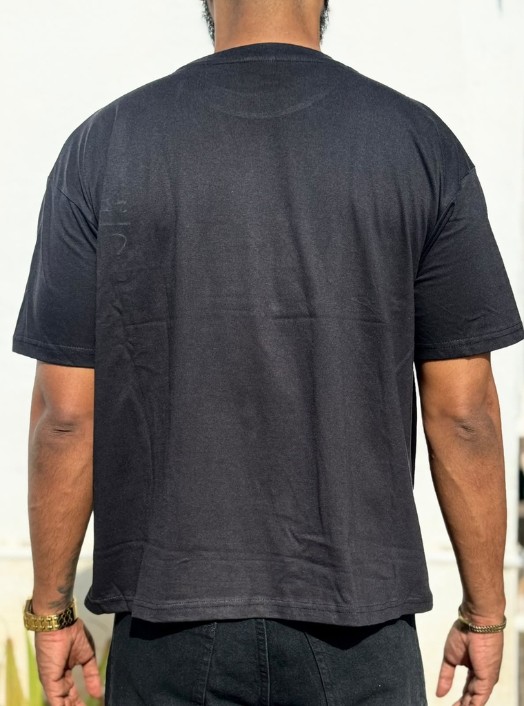 cross face boxyfit tshirt black