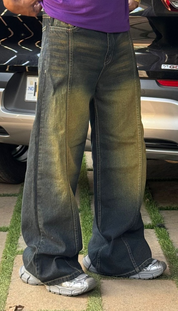 13in wideleg  whisker baggy jeans Black n yellow