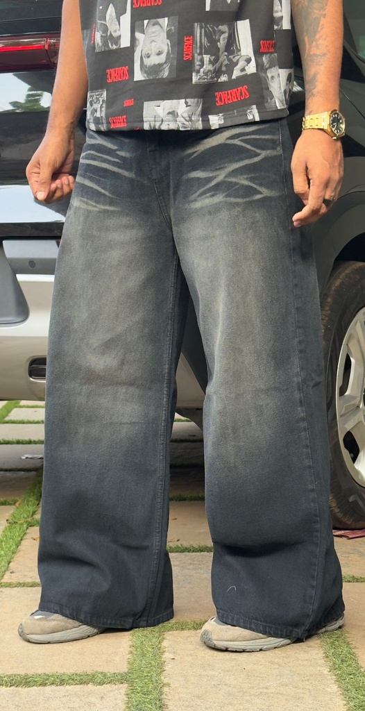Super Baggy  Black faded Jeans