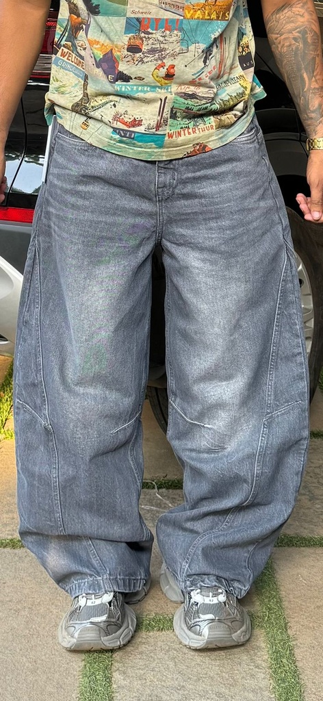 Barrel fit  Grey jeans