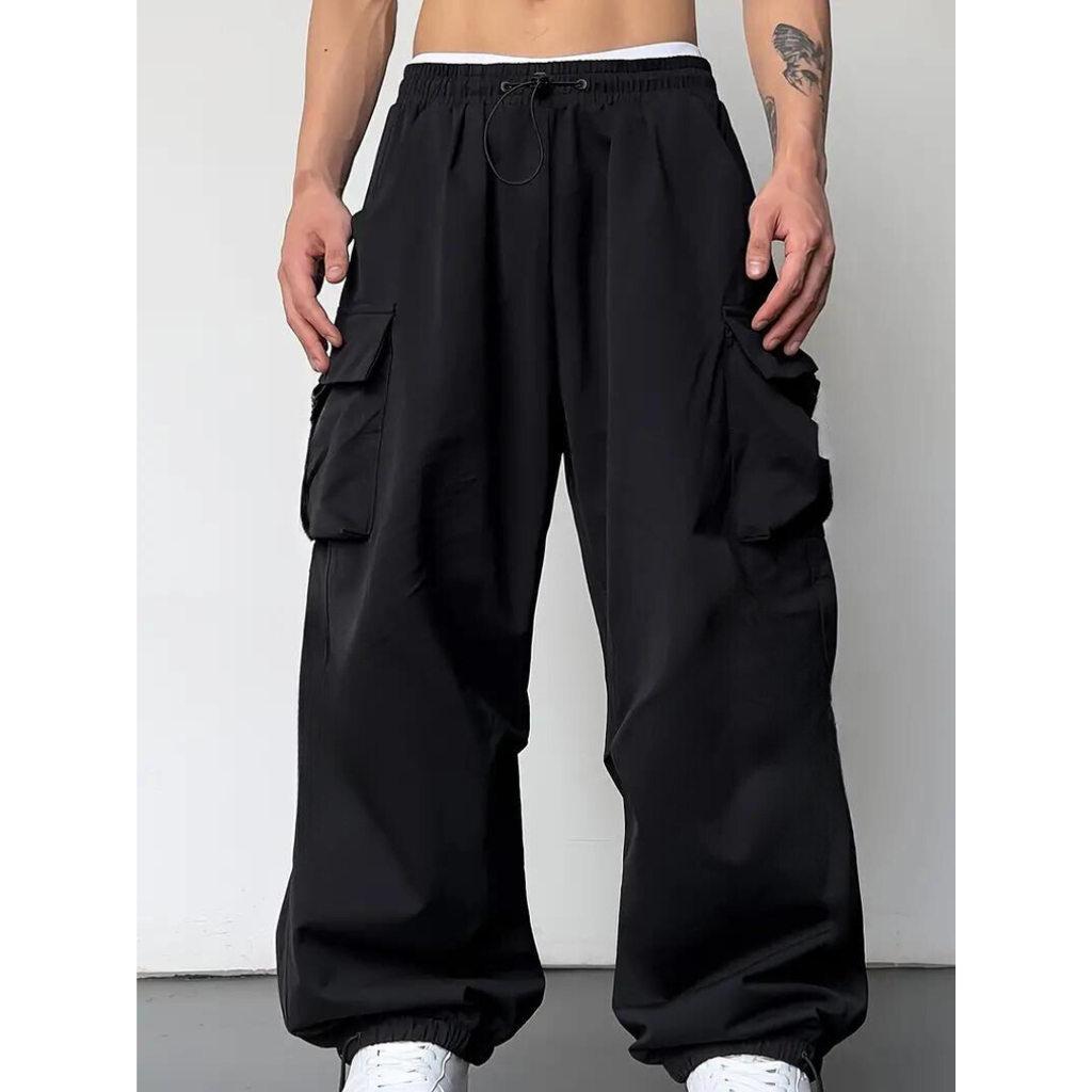 Baggy Parachute Cargo Trackpants black
