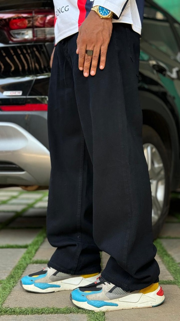 Jet Black Baggy Jeans
