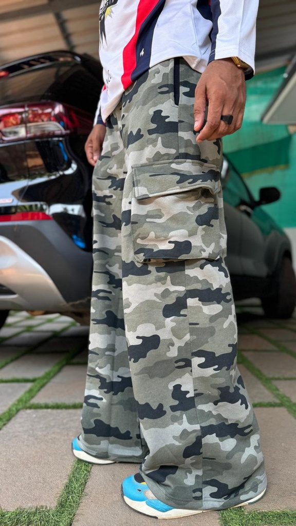 BAGGY  Green Trackpants 2 pocket
