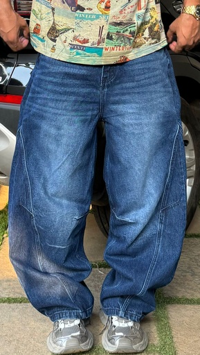 Barrel fit  Blue jeans